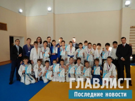 Дзюдо чемпионат России 2016 среди юниоров: Сколько наград принесли дети до 18 лет России
