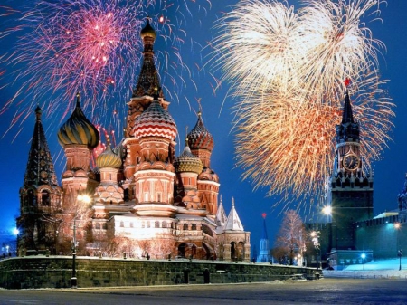 Салют на 23 февраля в Москве и других городах России: самый красивый салют последних лет (ФОТО)