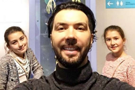 Новости шоу-бизнеса сегодня 14 03 2016: Филипп Киркоров боится, что дети его осудят; Лариса Копенкина устроила кастинг молодых женихов; Денис Клявер показал фото дочери от Евы Польны