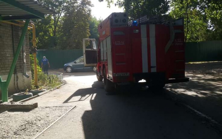 В Москве на пересечении проспектов Ленинского и Ломоносовского горит дом