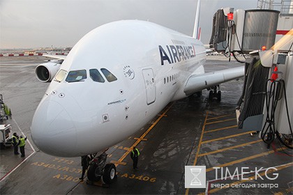 Геи-стюарды Air France отказались летать в Иран из-за страха перед казнью