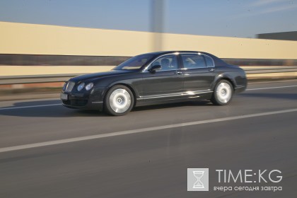 Неизвестные на Bentley похитили девушку в центре Москвы