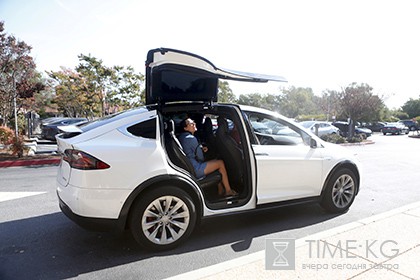 Покупатели раскритиковали электрокар Tesla Model X