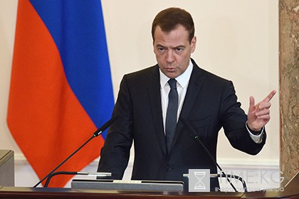 Путин одобрил предложенную Медведевым реформу госуправления