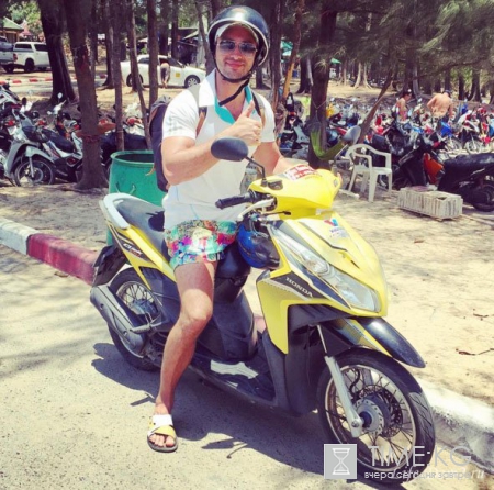 Андрей Черкасов наслаждается отдыхом в Таиланде