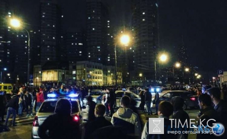 Автошоу в Москве на Ходынском поле закончилось столкновениями с полицией