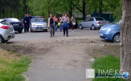 Бывает же такое: полицейские погнались за мужчиной, чтобы помочь