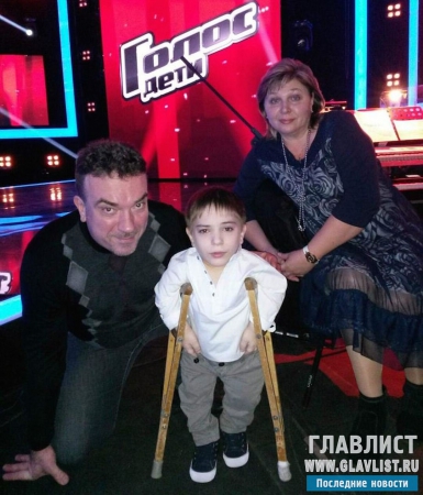 Данил Плужников спел для своей спасительницы Елены Малышевой