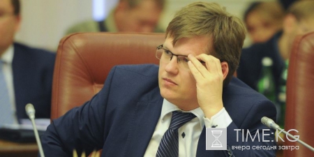 Глава Минсоцполитики признал, что продуктовая корзина не по карману украинцам