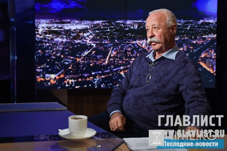 Леонид Якубович новости: ведущий «Поле чудес» испытал себя в роли интервьюера