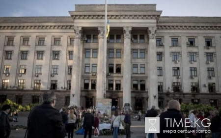 Одесса: взрыв у Дома профсоюзов