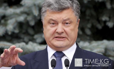 Порошенко обвинил New York Times в проведении гибридной войны против Украины