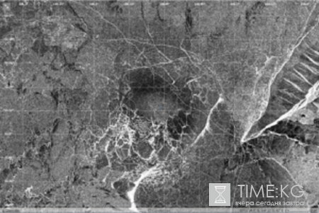 Ученые обнаружили на космических снимках гигантские кольца на льду Байкала