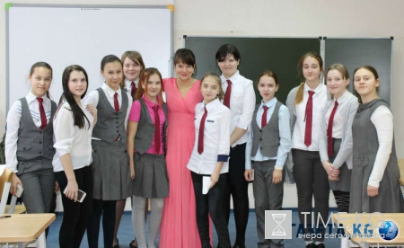 Замдиректора подмосковной школы едва не задушила первоклассника