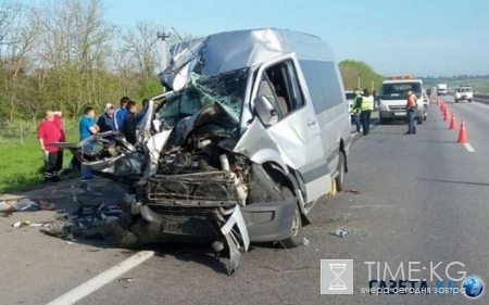 ДТП под Воронежем: при столкновении пассажирского автобуса с фурой пострадали 12 человек