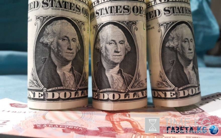 К осени доллар и евро ждут новые взлеты, считают специалисты