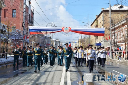 Как прошел День Победы в Красноярске — фото и видео парада, салюта