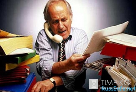 Каким будет начисление пенсии работающему пенсионеру в 2016 году в России