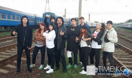 «Мамахохотала» устраивает вечеринку с Павлом Зибровым