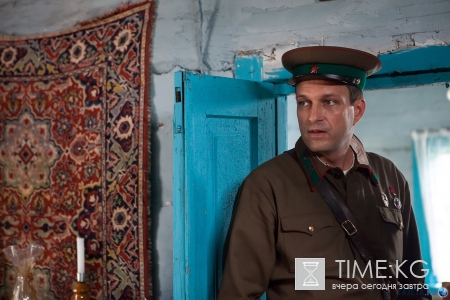 По законам военного времени: Климова и Воловенко провели ночь в доме с привидениями