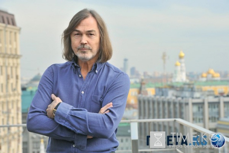 Сын Никаса Сафронова винит себя в смертельном диагнозе мамы