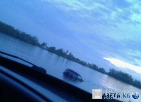 В Башкортостане на Пасху водитель внедорожника утонул вместе с машиной в реке