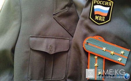 В Чебоксарах пенсионер-хулиган ударил полицейского в лицо деревянной шваброй