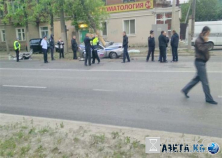 В Перми из-за лихача патрульный автомобиль попал в ДТП, один человек погиб