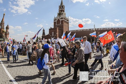 В МВД подсчитали число принявших участие в праздничных мероприятиях