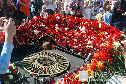 В Ярославле за несколько дней обокрали и сломали уличную выставку ко Дню Победы