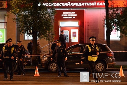 Захвативший заложников в московском банке имел судимость