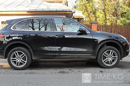 Замглавы сибирского управления Росрезерва попался на взятке в виде Porsche