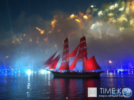 «Алые паруса-2016»: галиот «Секрет» из сказки Грина (Фото, Видео)