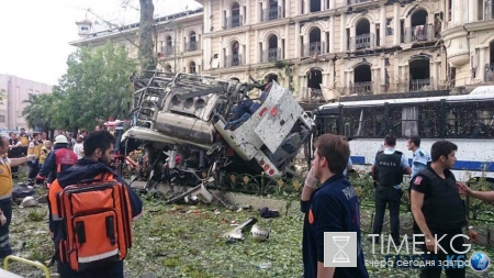 Число погибших при взрыве в Стамбуле достигло 11 человек (ФОТО, ВИДЕО)