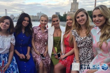 Ксения Бородина зажгла на свадьбе друга