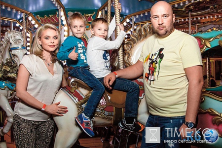 Ксения Новикова лишает бывшего мужа родительских прав