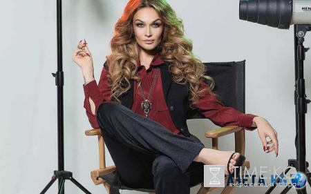 Ложь или правда: поклонники Алены Водонаевой засомневались в переносе даты свадьбы на будущий год