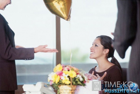 Оригинальные подарки женщинам коллегам на 8 марта 2016