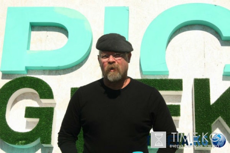 «Разрушитель легенд» Джейми Хайнеман заговорил по-русски