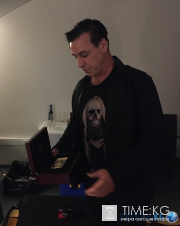 Солист Rammstein назвал себя жертвой "путинской пропаганды"
