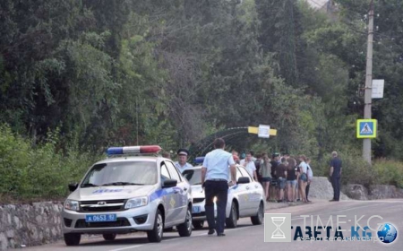 В Крыму автобус, перевозивший школьников, выгорел дотла