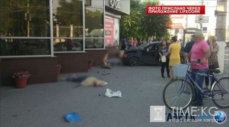 В Волгограде молодой человек на иномарке убил двух человек, врезавшись в остановку
