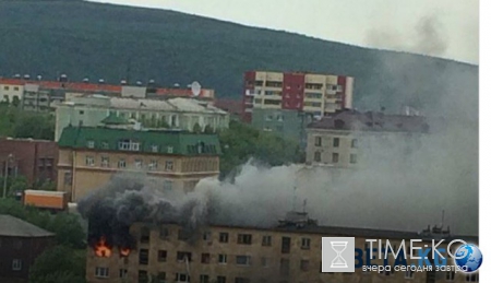 В жилом доме в Мурманске произошел взрыв: опубликовано видео и фото с места происшествия