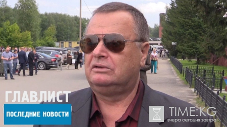 Жанна Фриске, последние новости: Платон передал цветочек на могилу мамы в годовщину ее смерти