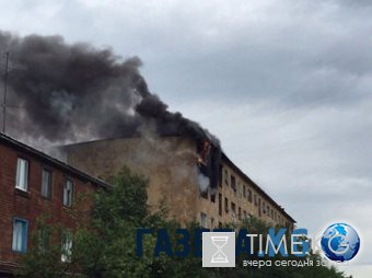 В жилом доме в Мурманске произошел взрыв: опубликовано видео и фото с места происшествия