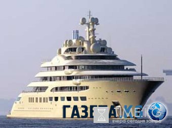 Яхта россиянина Алишера Усманова признана самой вместительной в мире