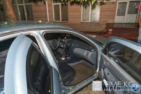 Администрация Ростова работает в экстренном режиме: фоторепортаж ночной ликвидации последствий ливня