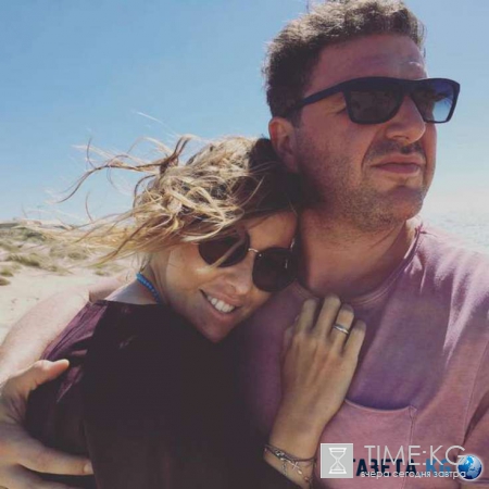 Два разных кадра: беременная Собчак показала свою хрупкость рядом с мужем, Виторган поделился разоблачающим фото