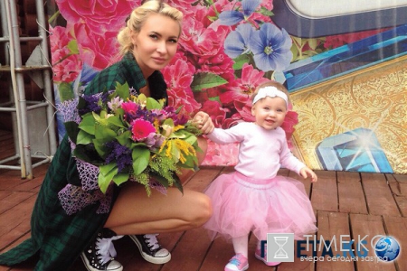 Элина Камирен открыла интимные подробности своей жизни