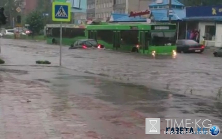 Ливень в Красноярске 12 июля 2016 парализовал город (ВИДЕО, ФОТО)